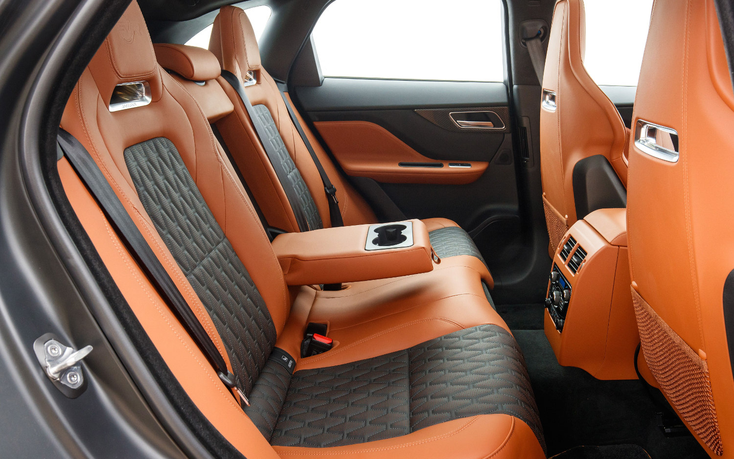 Jaguar FPace SVR 2020 SUV Drive